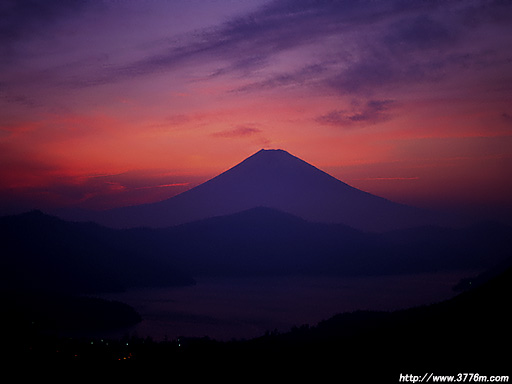 ���䂭��ώR